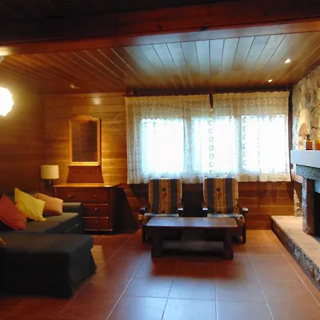 Apartaments Piteus Casa Dionis Apartment