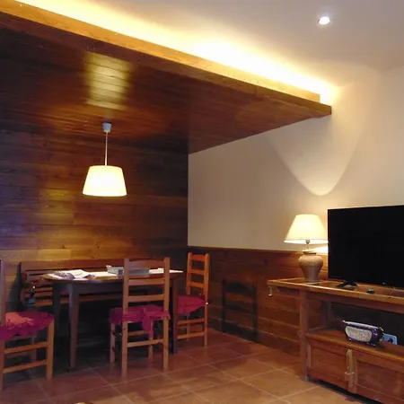 Apartaments Piteus Casa Dionis
